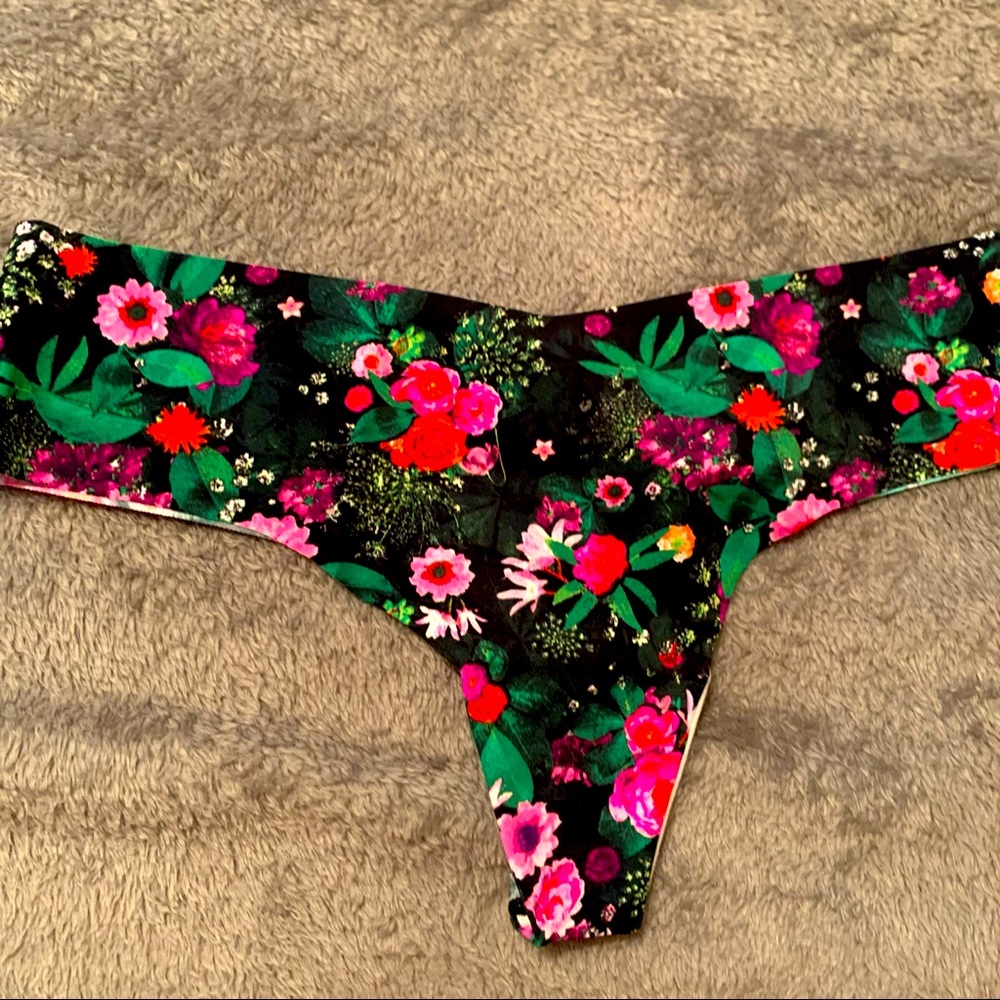 No-Show thong